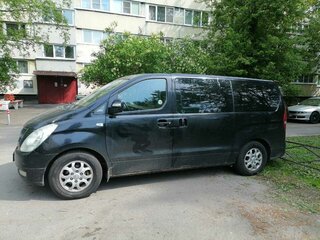 2012 Hyundai Grand Starex 5AT I, чёрный, 750000 рублей, вид 4
