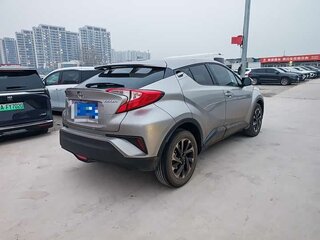 2021 Toyota Izoa I Рестайлинг, серебристый, 2350000 рублей, вид 5