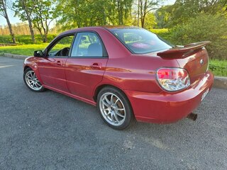 2006 Subaru Impreza II Рестайлинг 2, красный, 555000 рублей, вид 4