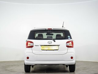 2018 Toyota Passo III, белый, 1279000 рублей, вид 5