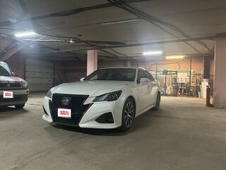 2017 Toyota Crown XIV (S210) Рестайлинг, белый, 3000000 рублей, вид 1