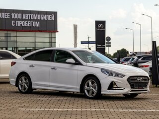 2019 Hyundai Sonata VII (LF) Рестайлинг, белый, 1565000 рублей, вид 3