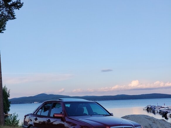 2000 Mercedes-Benz C-Класс 180 I (W202) Рестайлинг, чёрный, 300000 рублей