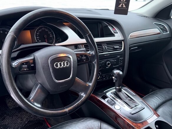2009 Audi A4 IV (B8), красный, 740000 рублей - вид 26