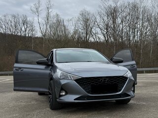 2020 Hyundai Solaris II Рестайлинг, серый, 1600000 рублей, вид 2