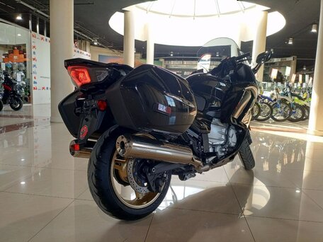 2021 Yamaha FJR1300, чёрный, 1730000 рублей, вид 4