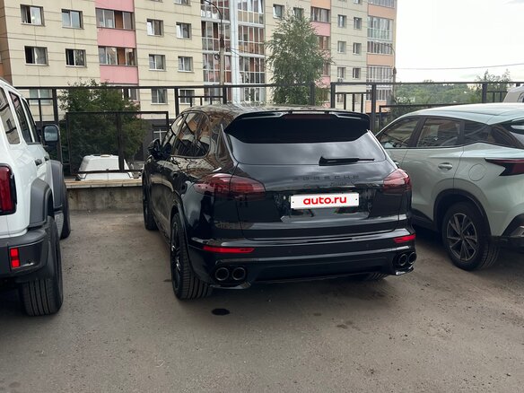 2016 Porsche Cayenne Turbo S II Рестайлинг (958), чёрный, 5900000 рублей - вид 5