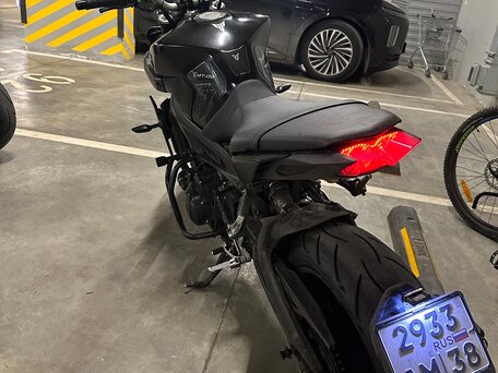 2017 Yamaha MT-09 (FZ-09), чёрный, 798000 рублей, вид 3