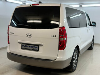 2018 Hyundai H-1 II Рестайлинг 2, белый, 2870000 рублей, вид 4