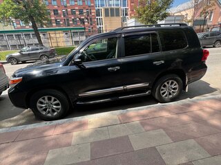 2015 Toyota Land Cruiser 200 Series Рестайлинг 1, чёрный, 4850000 рублей, вид 5