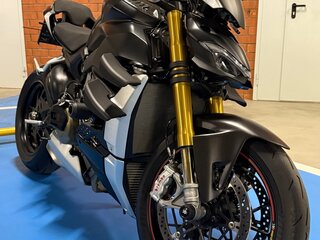 2021 Ducati Streetfighter V4, чёрный, 1850000 рублей, вид 1