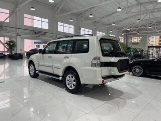 2022 Mitsubishi Pajero IV Рестайлинг 2, белый, 8107460 рублей, вид 3