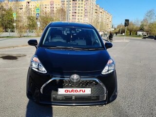 2020 Toyota Sienta II Рестайлинг, чёрный, 1350000 рублей, вид 4
