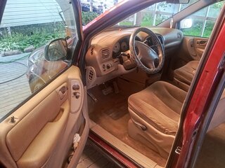 2001 Dodge Caravan 4-speed IV, пурпурный, 179999 рублей, вид 4