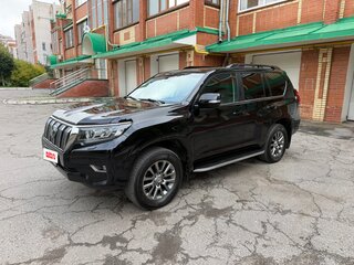 2018 Toyota Land Cruiser Prado 150 Series Рестайлинг 2, чёрный, 3650000 рублей, вид 1