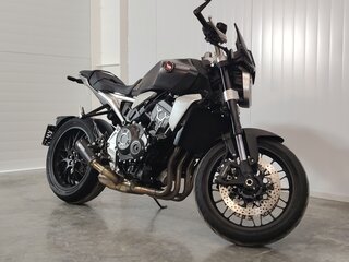 2022 Honda CB 1000R, чёрный, 1099000 рублей, вид 2