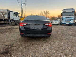 2017 Skoda Superb III, чёрный, 1800000 рублей, вид 3
