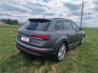 2020 Audi Q7 45 TDI II (4M) Рестайлинг, серый, 7100000 рублей, вид 4