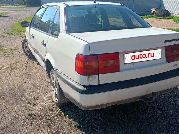 1994 Volkswagen Passat B4, белый, 165000 рублей - вид 3