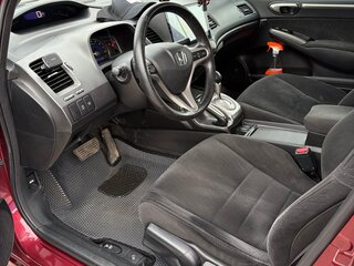 2011 Honda Civic VIII Рестайлинг, красный, 790000 рублей, вид 4