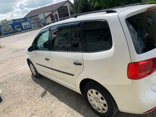 2014 Volkswagen Touran I Рестайлинг 2, белый, 850000 рублей, вид 4