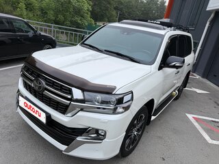2021 Toyota Land Cruiser 200 Series Рестайлинг 2, белый, 11200000 рублей, вид 1