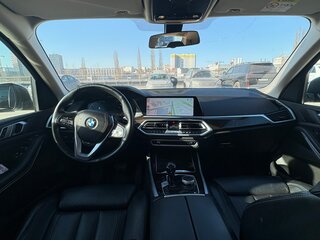 2021 BMW X5 25d IV (G05/G18), белый, 6300000 рублей, вид 4