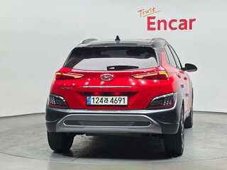 2022 Hyundai Kona I Рестайлинг, красный, 1775000 рублей, вид 4