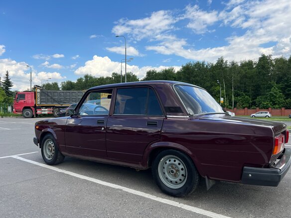 2007 Lada (ВАЗ) 2107, красный, 180000 рублей - вид 4