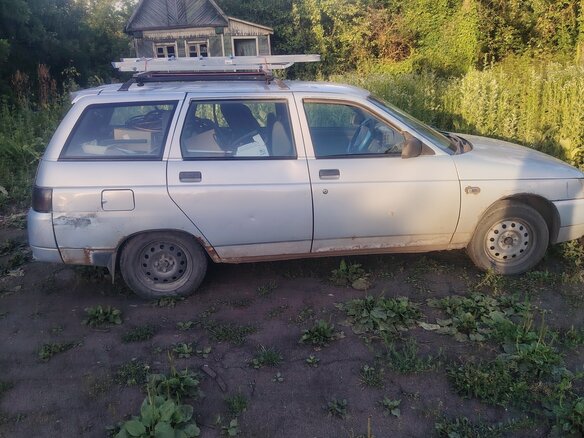 2005 Lada (ВАЗ) 2111 21112, серебристый, 105000 рублей - вид 2