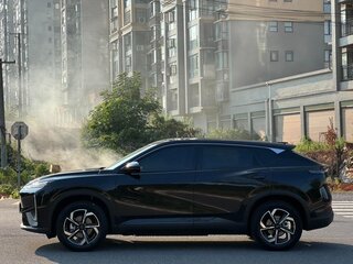 2026 Dongfeng Aeolus L7, чёрный, 2333666 рублей, вид 4