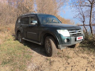 2008 Mitsubishi Pajero IV, зелёный, 1600000 рублей, вид 2