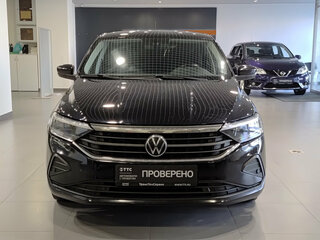 2021 Volkswagen Polo VI, чёрный, 1470000 рублей, вид 2