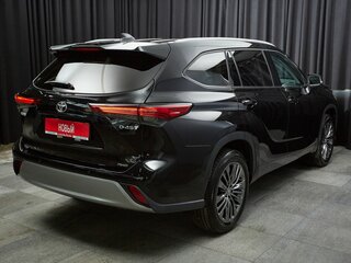 2026 Toyota Highlander IV (XU70), чёрный, 5199000 рублей, вид 4