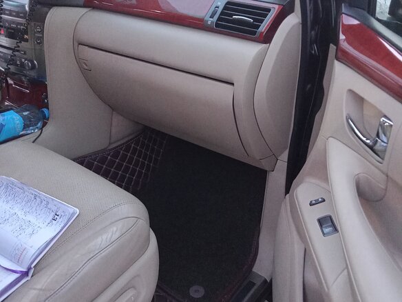 2008 Lexus LX 570 III, чёрный, 2990000 рублей - вид 10