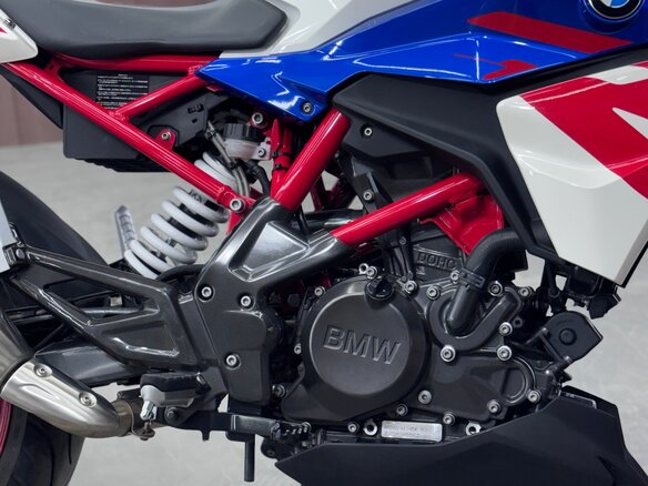 2023 BMW G 310 R, белый, 585000 рублей - вид 8
