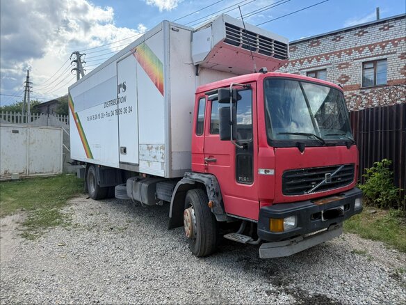 2003 Volvo FL, красный, 1500000 рублей - вид 1