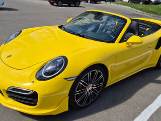 2015 Porsche 911 Turbo VII (991), жёлтый, 13900000 рублей, вид 1