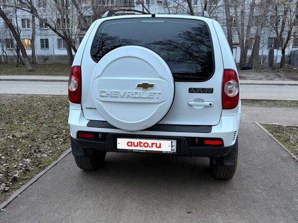 2014 Chevrolet Niva I Рестайлинг, белый, 850000 рублей - вид 13