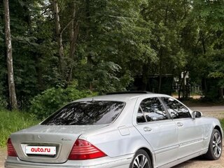 2005 Mercedes-Benz S-Класс 500 Long IV (W220) Рестайлинг, серебристый, 350000 рублей, вид 3