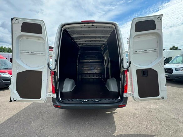 2021 Mercedes-Benz Sprinter, белый, 2999000 рублей - вид 16