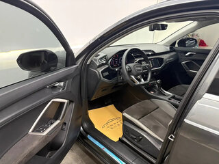 2022 Audi Q3 35 TFSI II (F3), чёрный, 2213009 рублей, вид 5