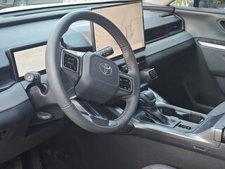 2026 Toyota RAV4 V (XA50), белый, 4149000 рублей, вид 4