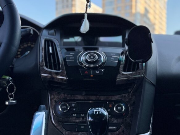 2012 Ford Focus III, белый, 850000 рублей - вид 11
