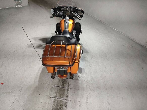 2013 Harley-Davidson Electra Glide, оранжевый, 1450000 рублей - вид 4