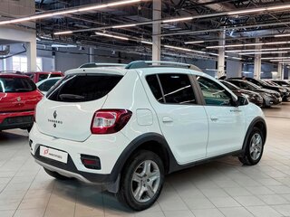 2021 Renault Sandero Stepway II Рестайлинг, белый, 1233000 рублей, вид 3