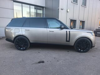 2026 Land Rover Range Rover P530 MHEV Long V, золотистый, 28500000 рублей, вид 4
