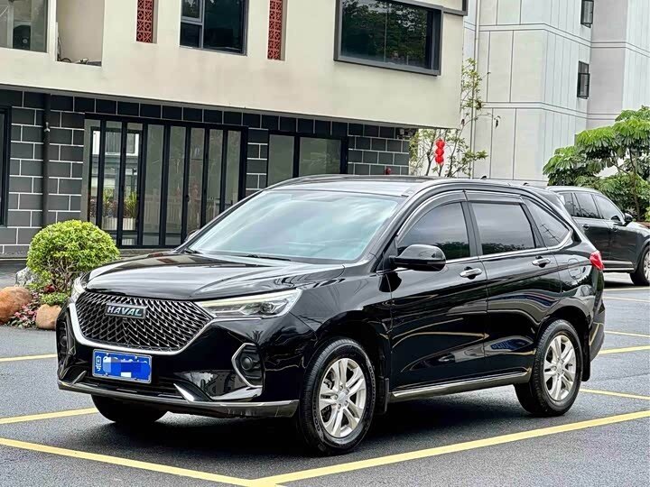 Открыть фотографии: Haval M6 II