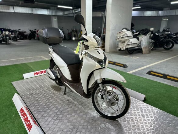 2013 Honda SH, белый, 215000 рублей - вид 3