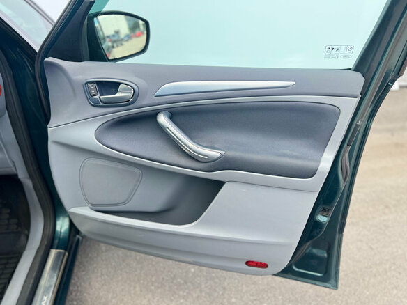 2007 Ford S-MAX I, зелёный - вид 12
